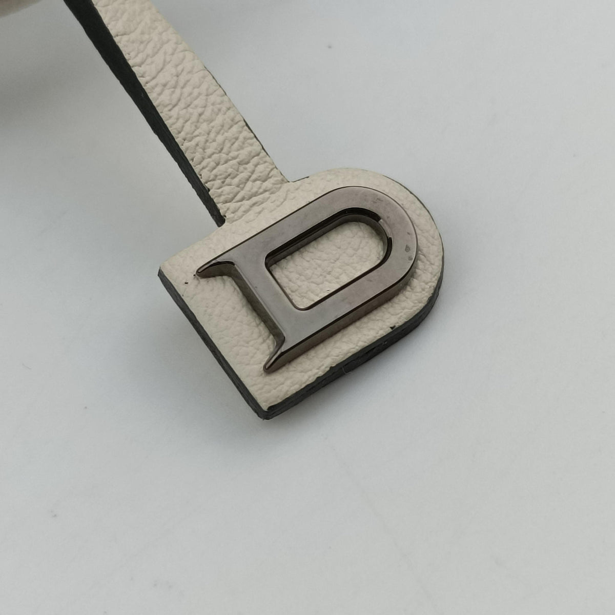 Tampete White Leather DO4Dタンペート ホワイト レザー DO4D