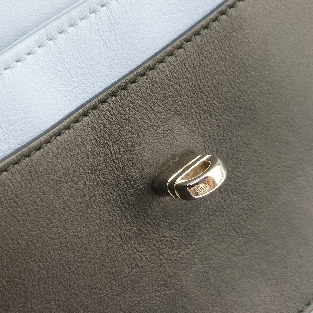 Tricolour Turnlock Blue Leather 12-MA-0174トリコロール ターンロック ブルー レザー 12-MA-0174