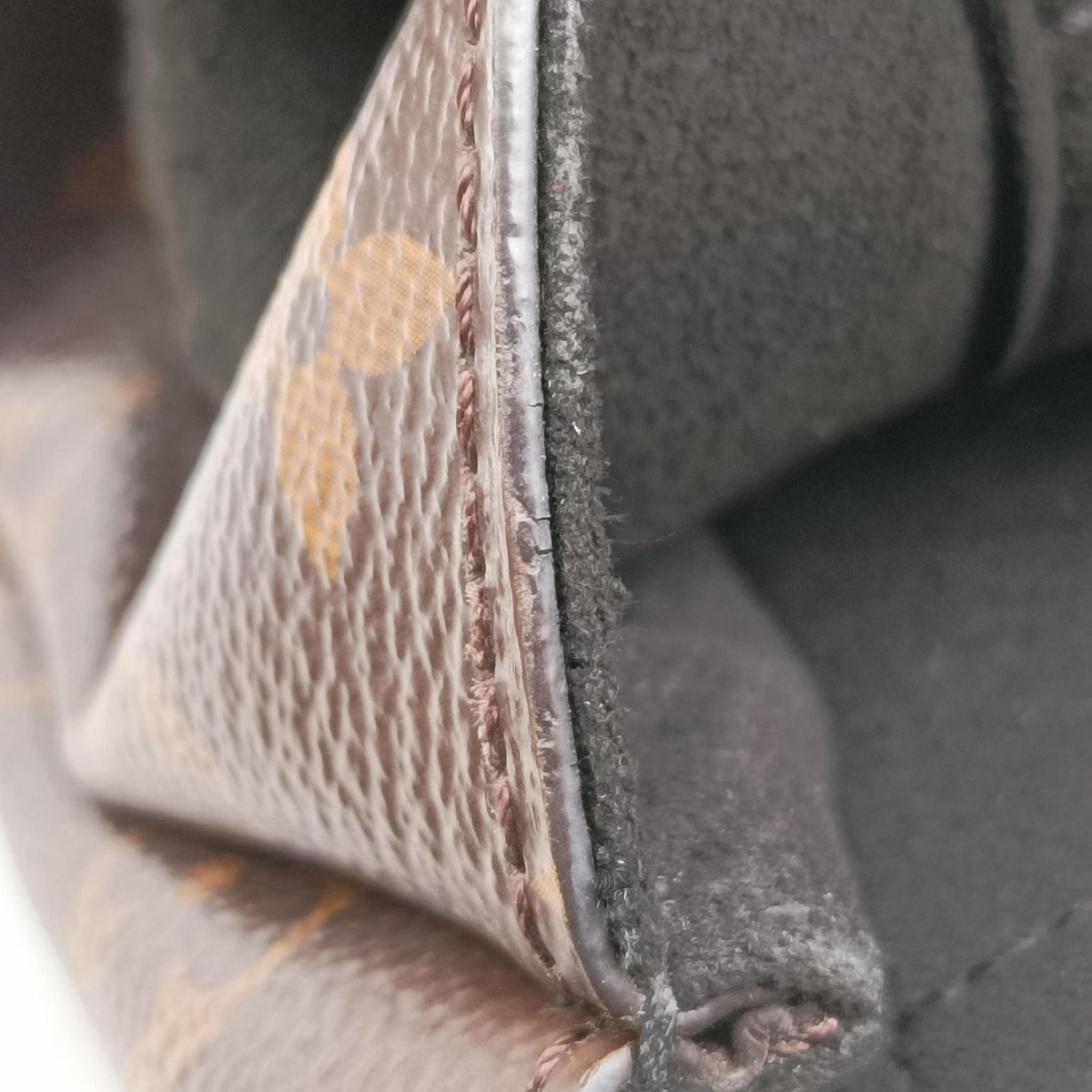 MARIGNAN brown×black Monogram Canvas×calf leather M44259 AR2168マリニャン モノグラム/ブラウン×ブラック モノグラムキャンバス×カーフレザー M44259 AR2168