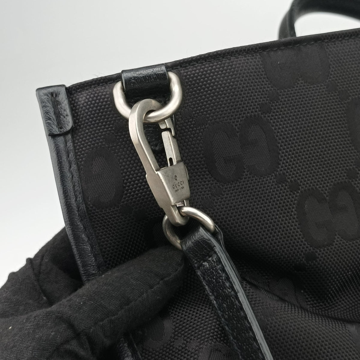 OFF THE GRID Black nylon×Leather 630353 E032844785オフ ザ グリッド ブラック ナイロン×レザー 630353 E032844785