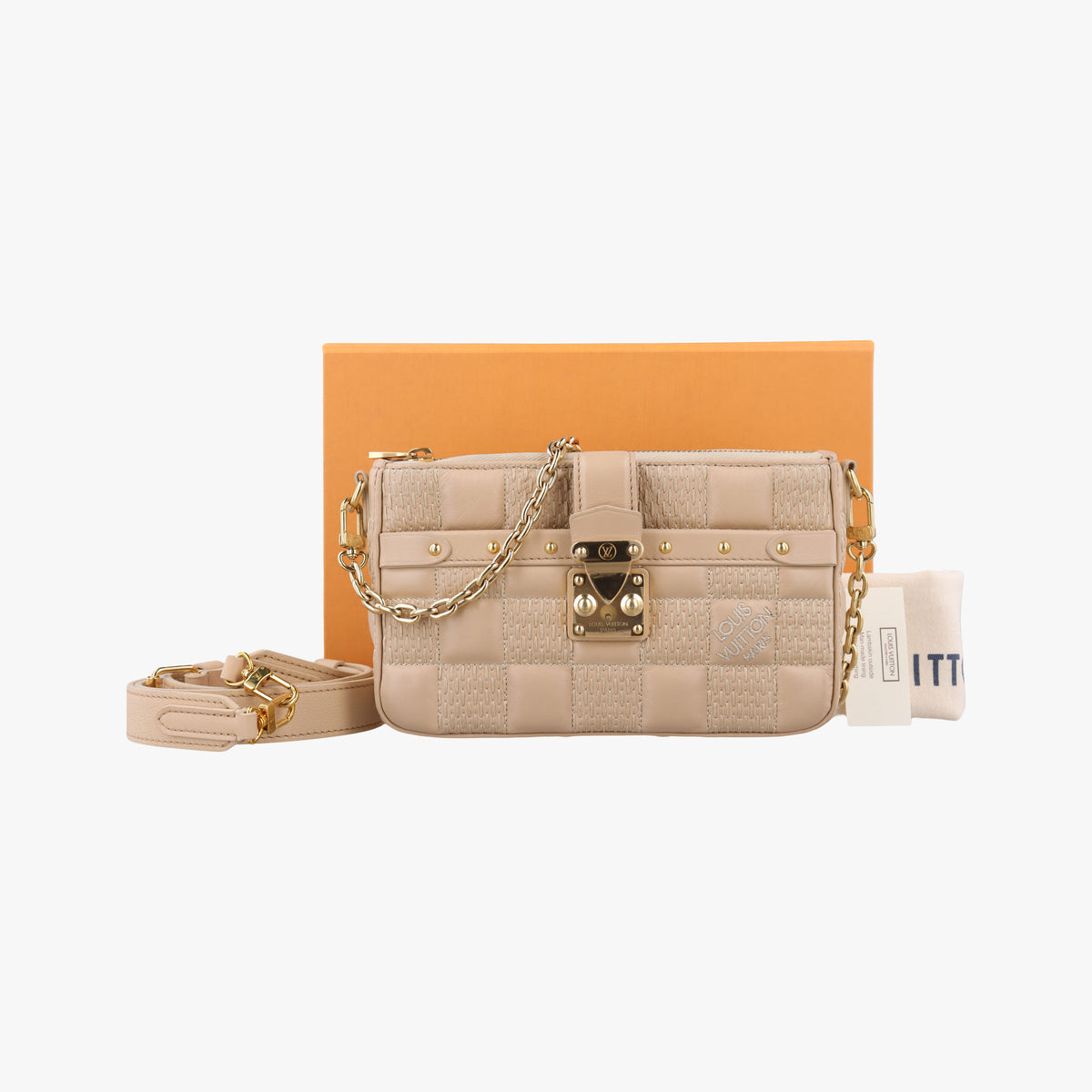 Pochette Troca Damier Giant Beige Lambskin M59048 IC Chipポシェット トロカ ダミエ ジャイアント ベージュ ラムスキン M59048 ICチップ