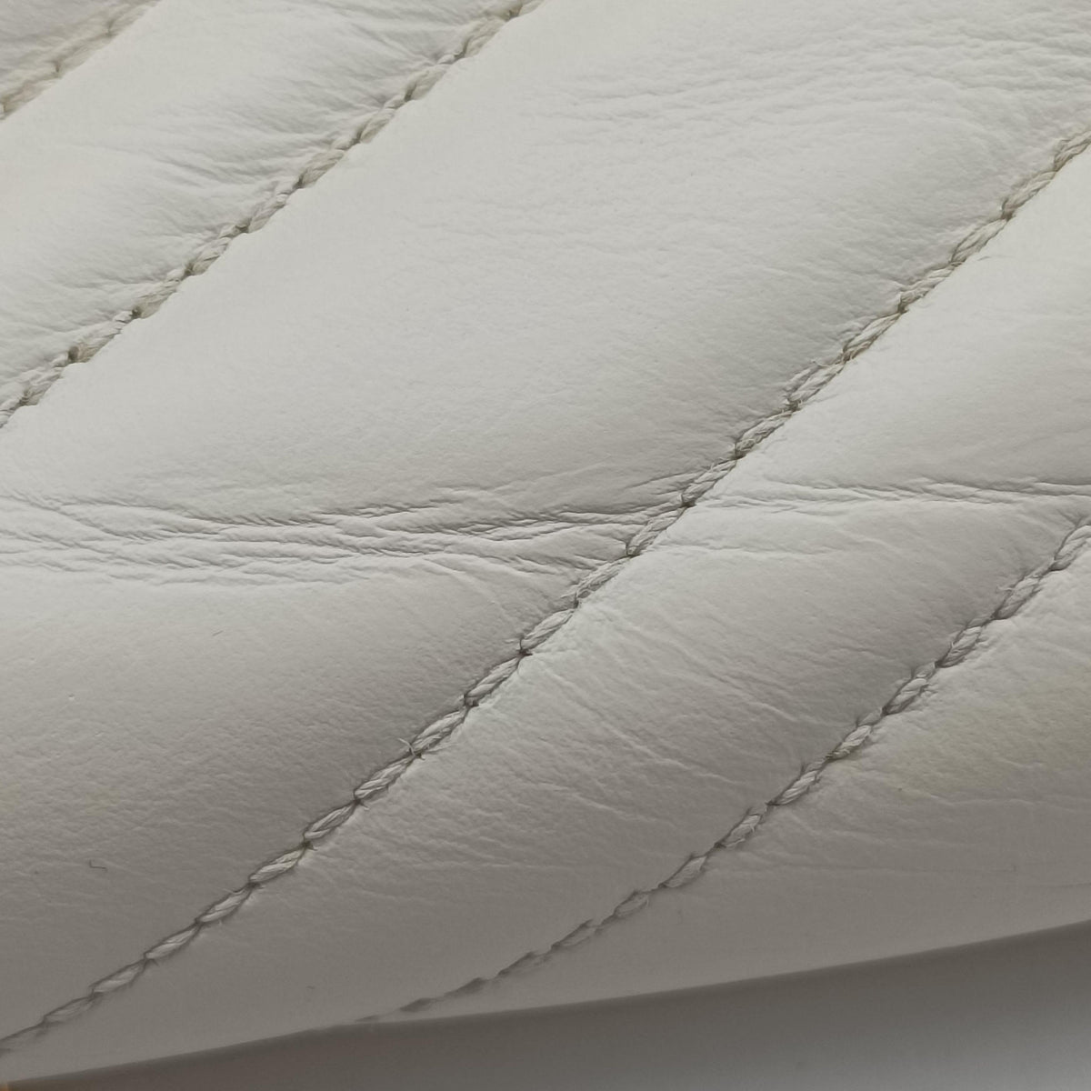GG Marmont White Leather 476438 GGマーモント ホワイト レザー 476438