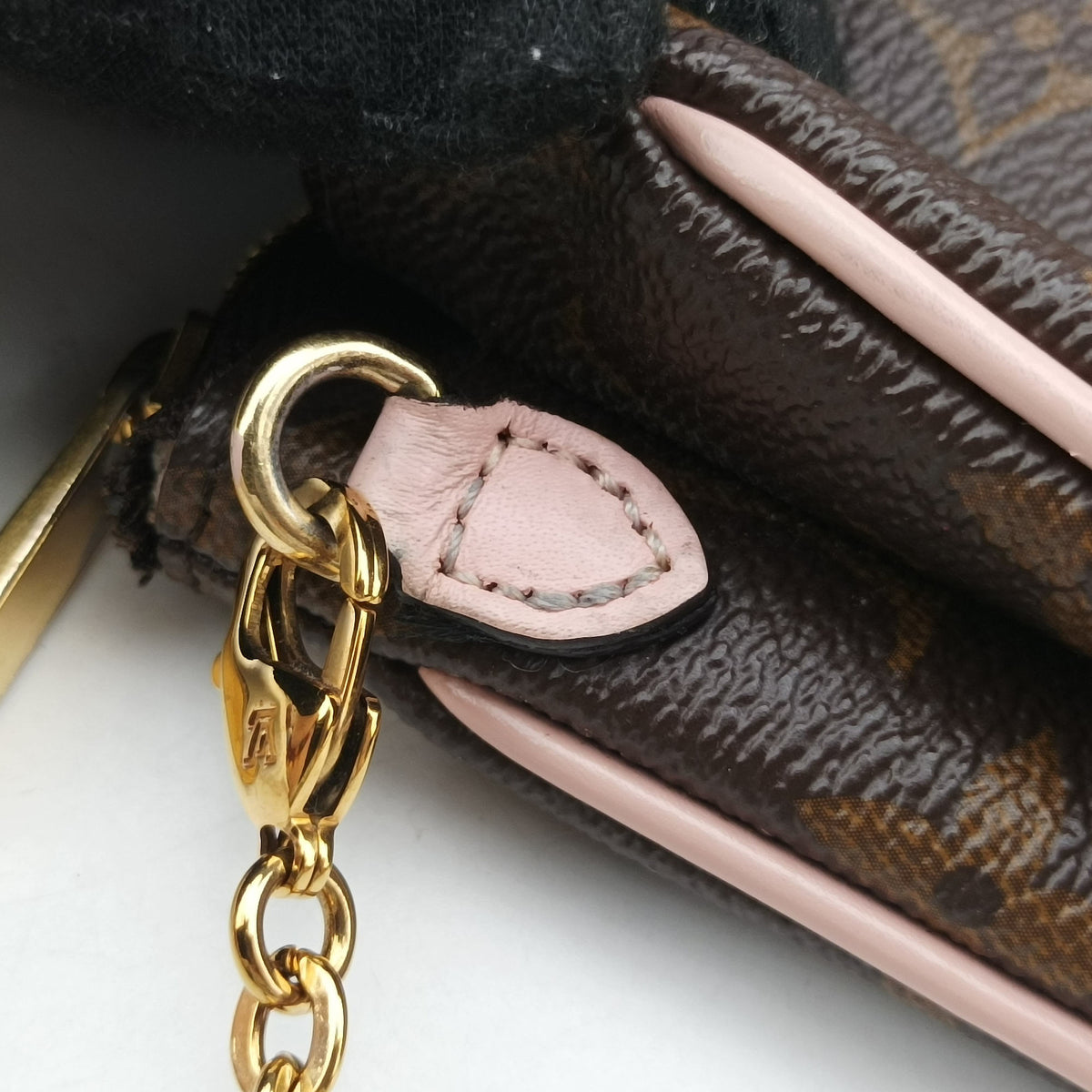 Pochette Double Zip Brown x Pink x Red Monogram canvas M63905 GI0179 IC Chipポシェットドゥーブルジップ ブラウン×ピンク×レッド モノグラム キャンバス M63905 GI0179 ICチップ