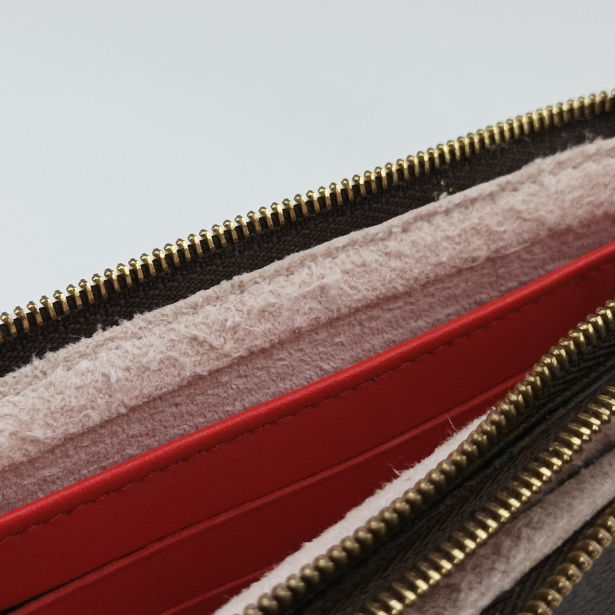Pochette Double Zip Brown x Pink x Red Monogram canvas M63905 GI0179 IC Chipポシェットドゥーブルジップ ブラウン×ピンク×レッド モノグラム キャンバス M63905 GI0179 ICチップ