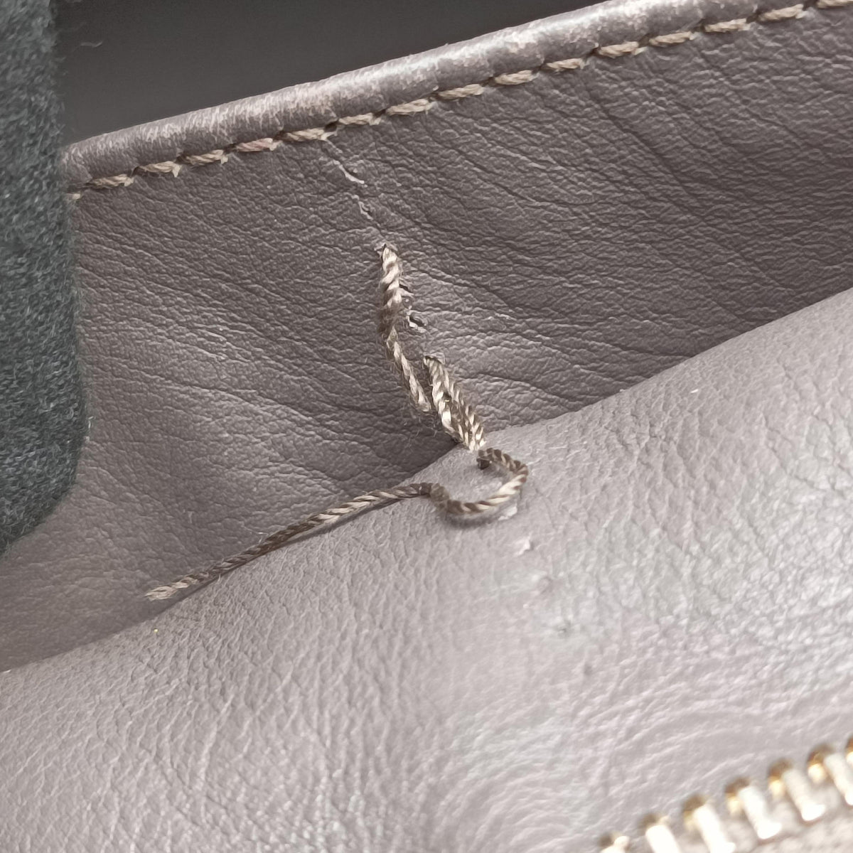 Y Ligne Petit Cabas Grey Leather 311210 311210.529258Yライン プチカバス グレー レザー 311210 311210.529258