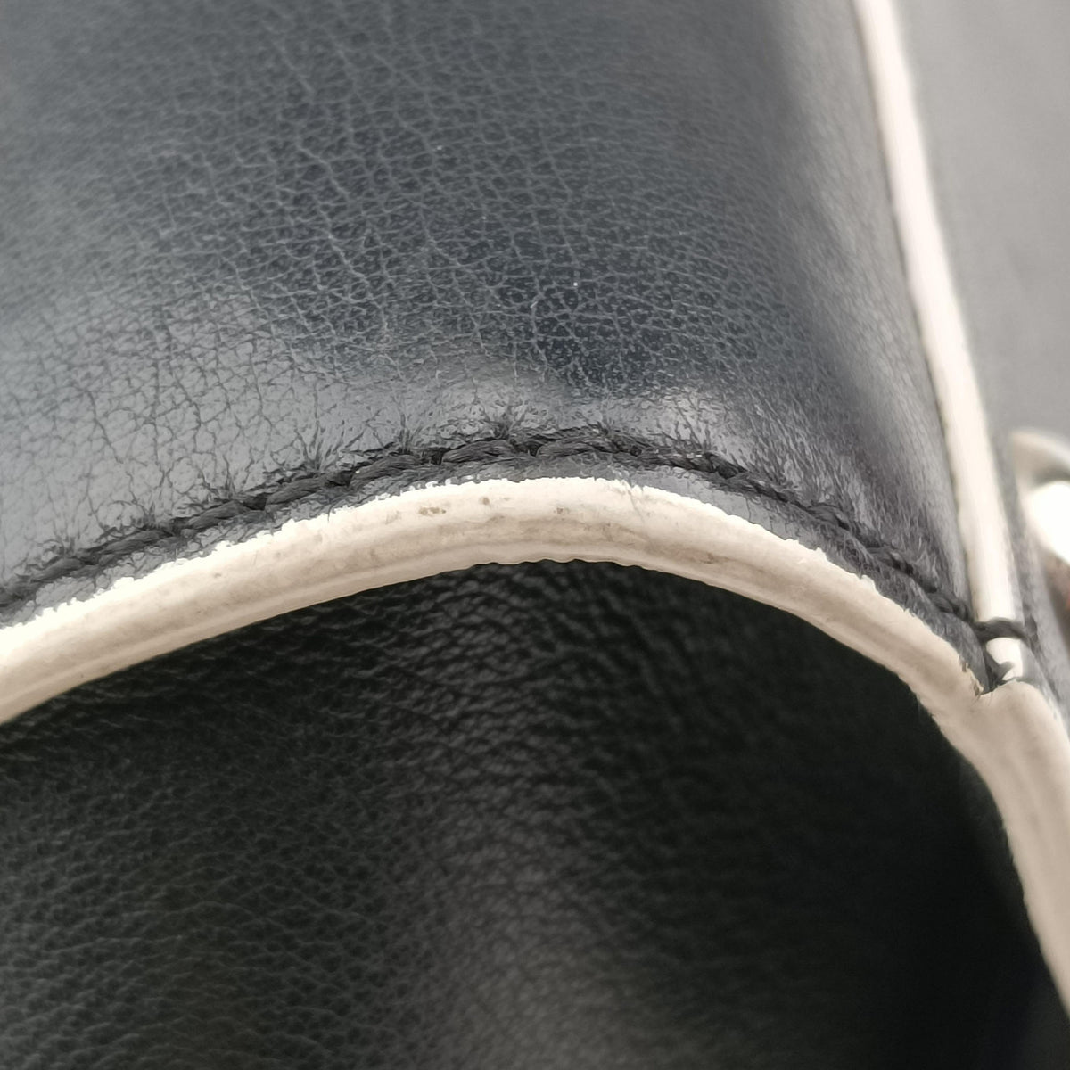 Petite 3Jours Black Leather 8BH333 8BH333.5C3 169.8465プチトロワジュール ブラック レザー 8BH333 8BH333.5C3 169.8465
