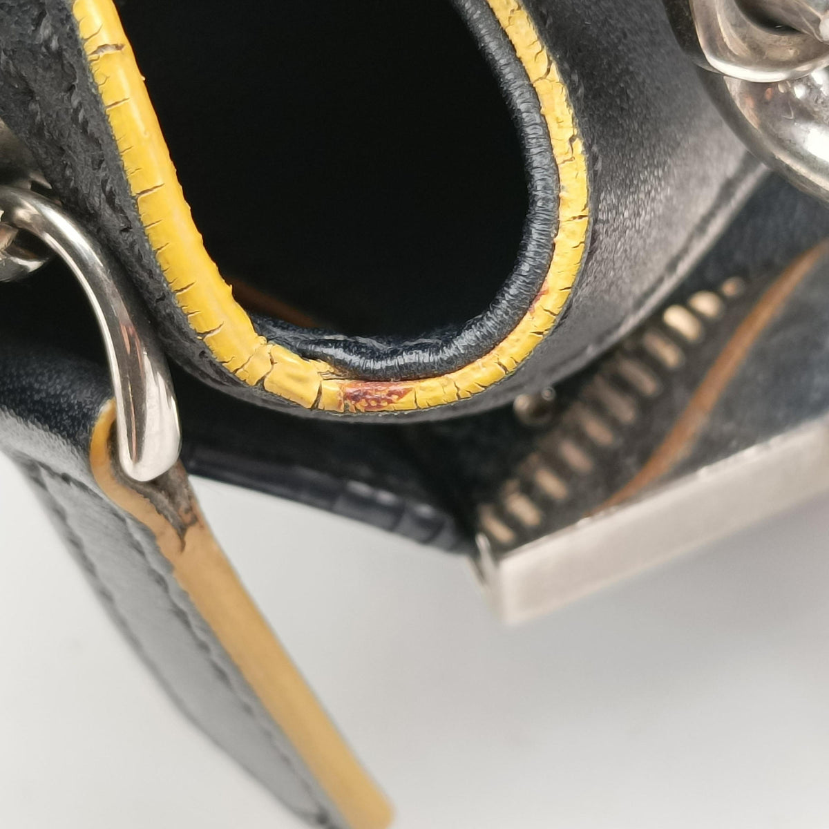 Petite 3Jours Black Leather 8BH333 8BH333.5C3 169.8465プチトロワジュール ブラック レザー 8BH333 8BH333.5C3 169.8465
