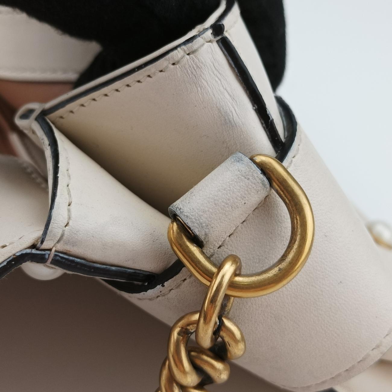 Broadway Pearl BeeWhiteLeather453778C022494602ブロードウェイ パール ビーホワイトレザー453778C022494602