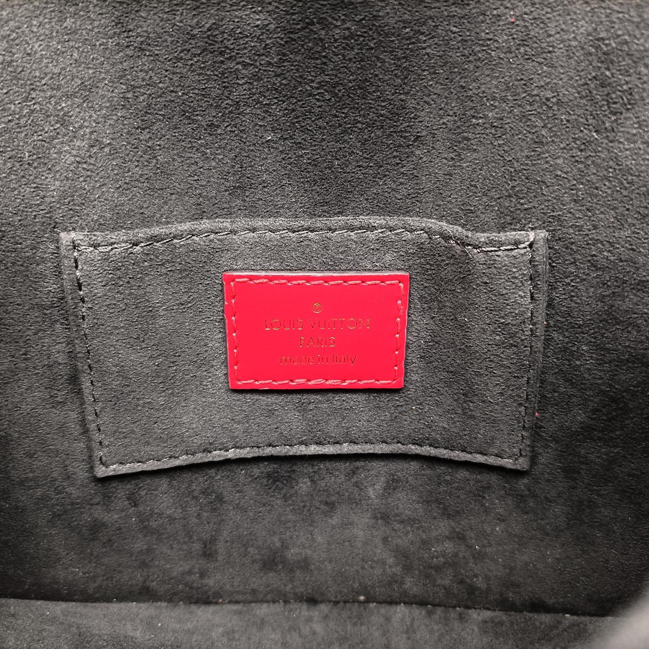 DAUPHINE miniRedVernisM90499FO 2129ドーフィーヌミニレッドヴェルニM90499FO 2129