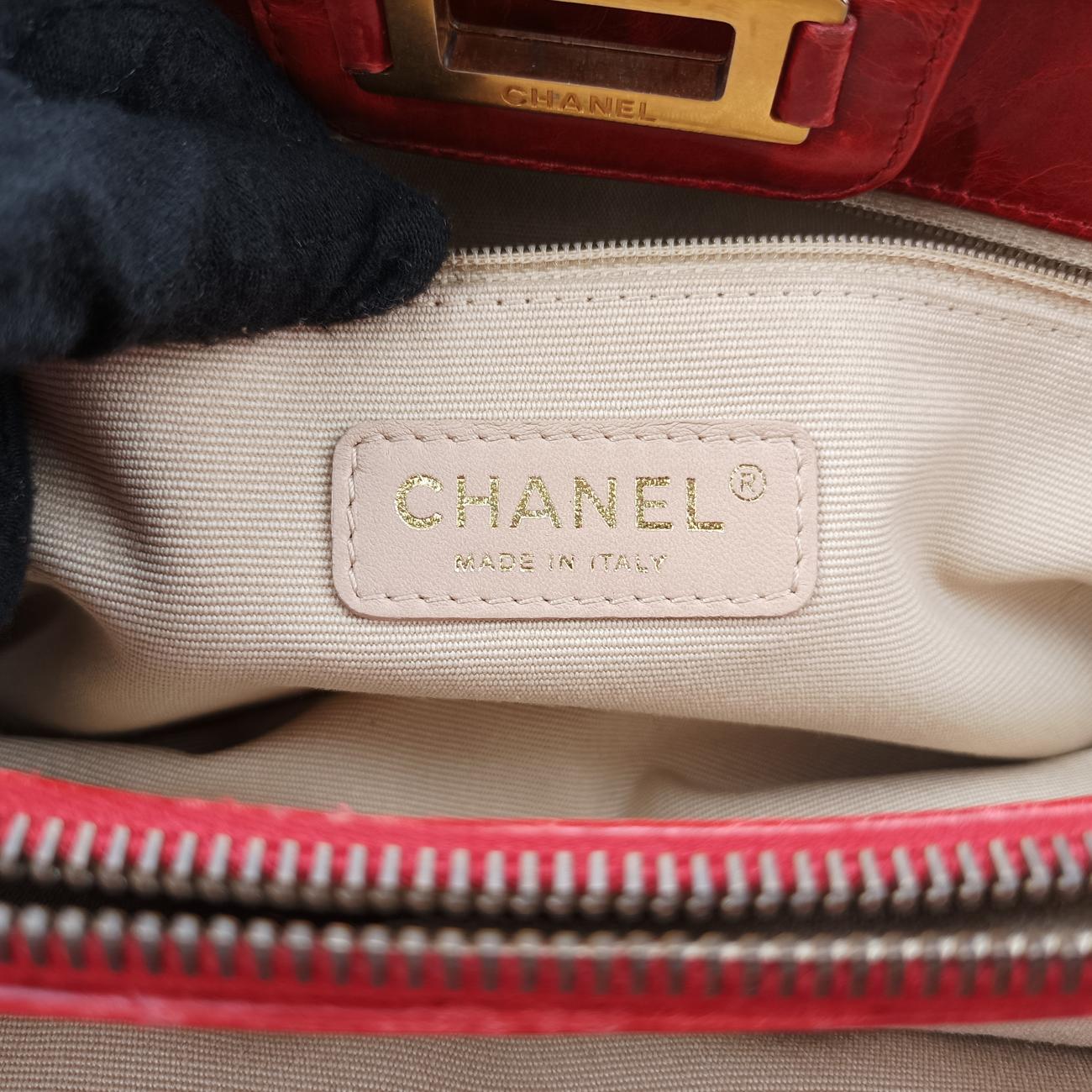 2.55 MatelasseRedLeatherA66817157178212.55 マトラッセレッドレザーA6681715717821