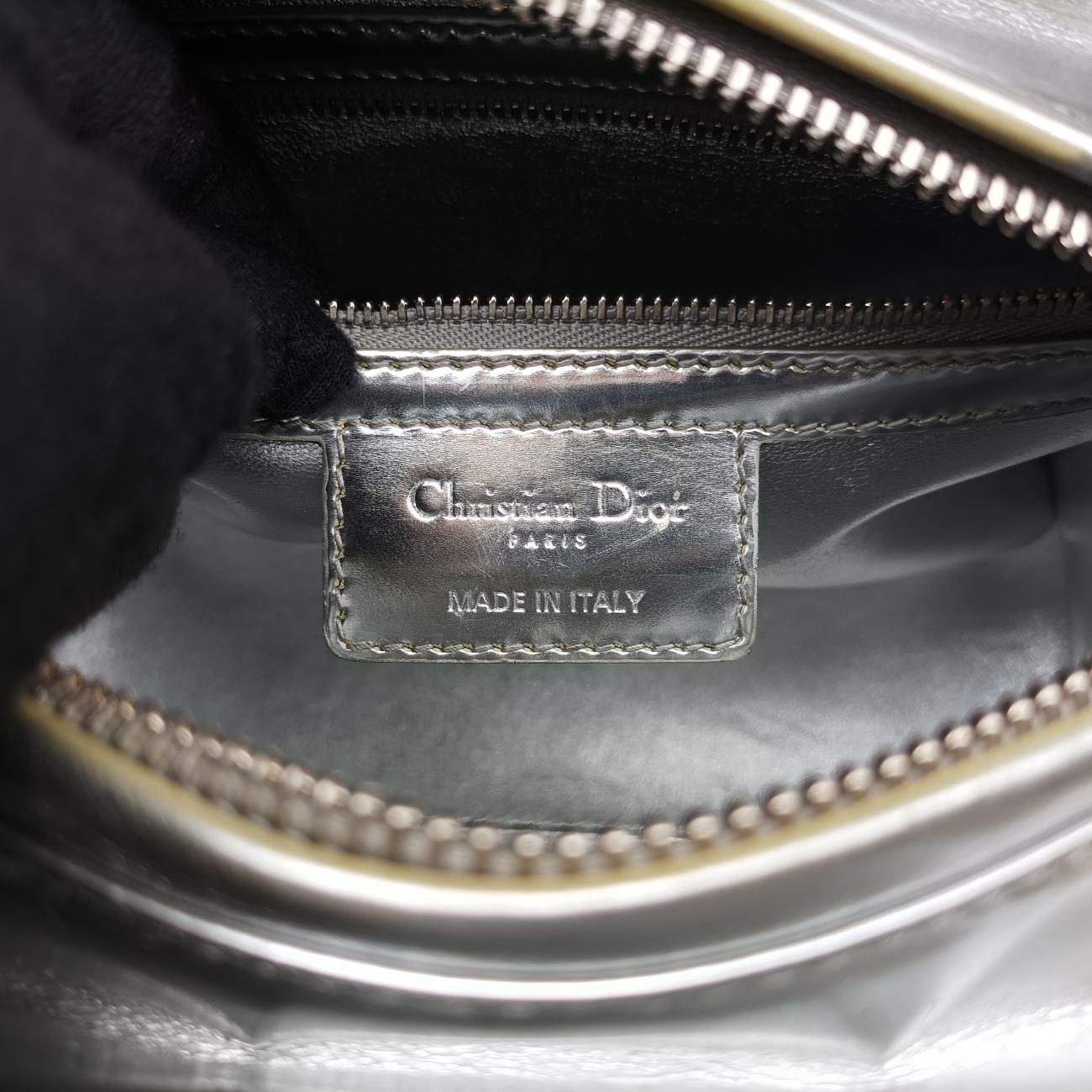Lady DiorSilverLeather21-MA-1114レディディオールシルバーレザー21-MA-1114