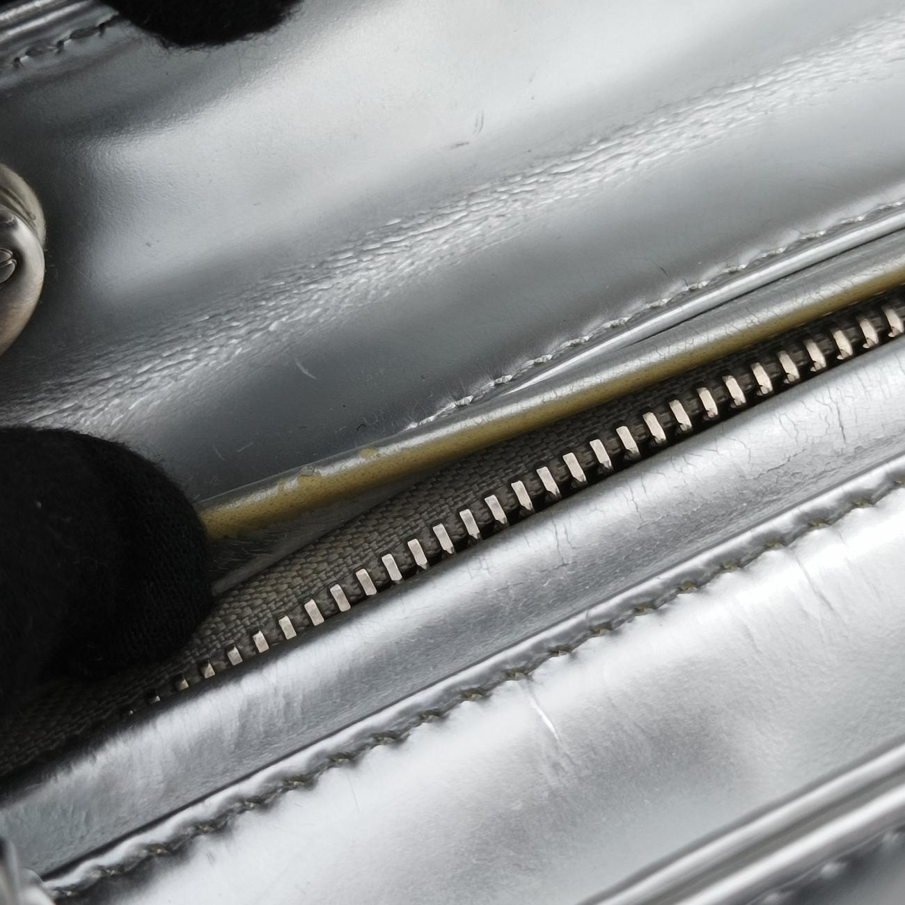 Lady DiorSilverLeather21-MA-1114レディディオールシルバーレザー21-MA-1114