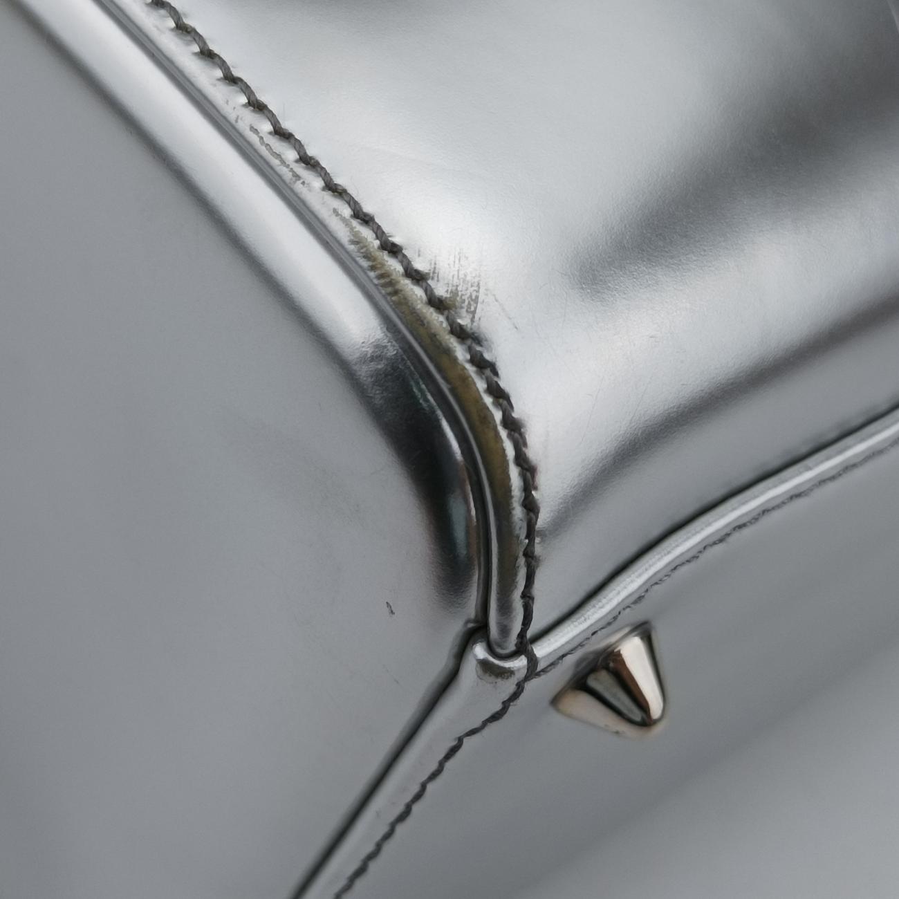 Lady DiorSilverLeather21-MA-1114レディディオールシルバーレザー21-MA-1114