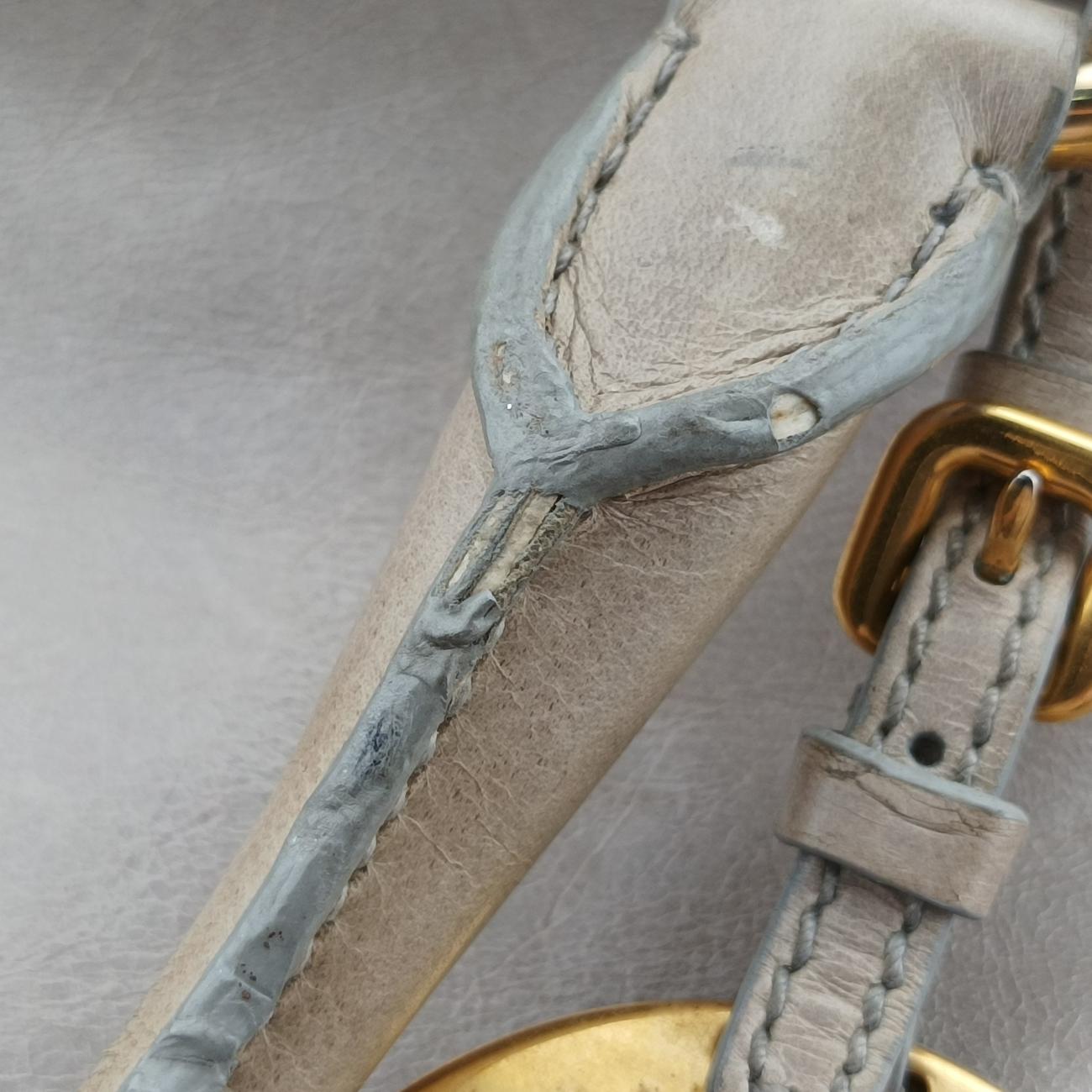 Vitello Shine Argilla Beige Leather 204カーフシャインクレイ ベージュ レザー 204