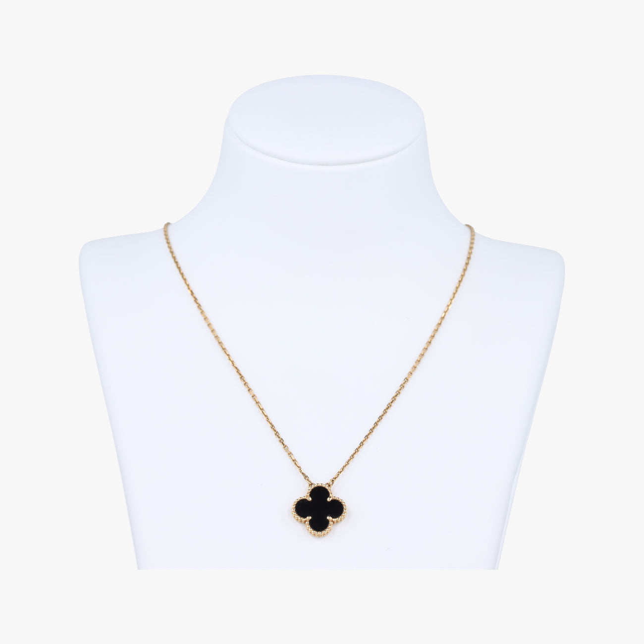 Vintage Alhambra onyxBlack×goldenAU750ARA45800JE319935ヴィンテージ アルハンブラ オニキスブラック×ゴールドAU750ARA45800JE319935