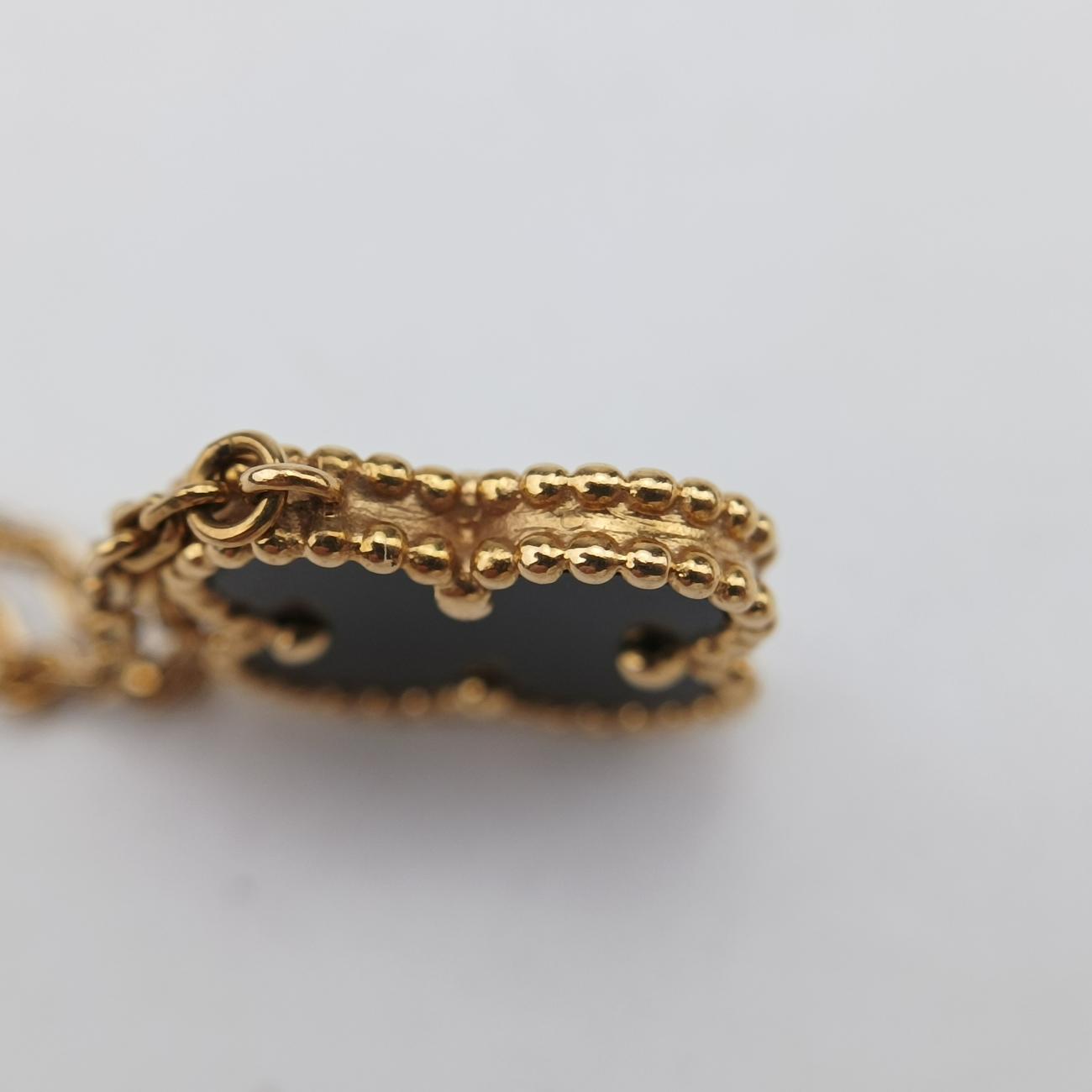 Vintage Alhambra onyxBlack×goldenAU750ARA45800JE319935ヴィンテージ アルハンブラ オニキスブラック×ゴールドAU750ARA45800JE319935