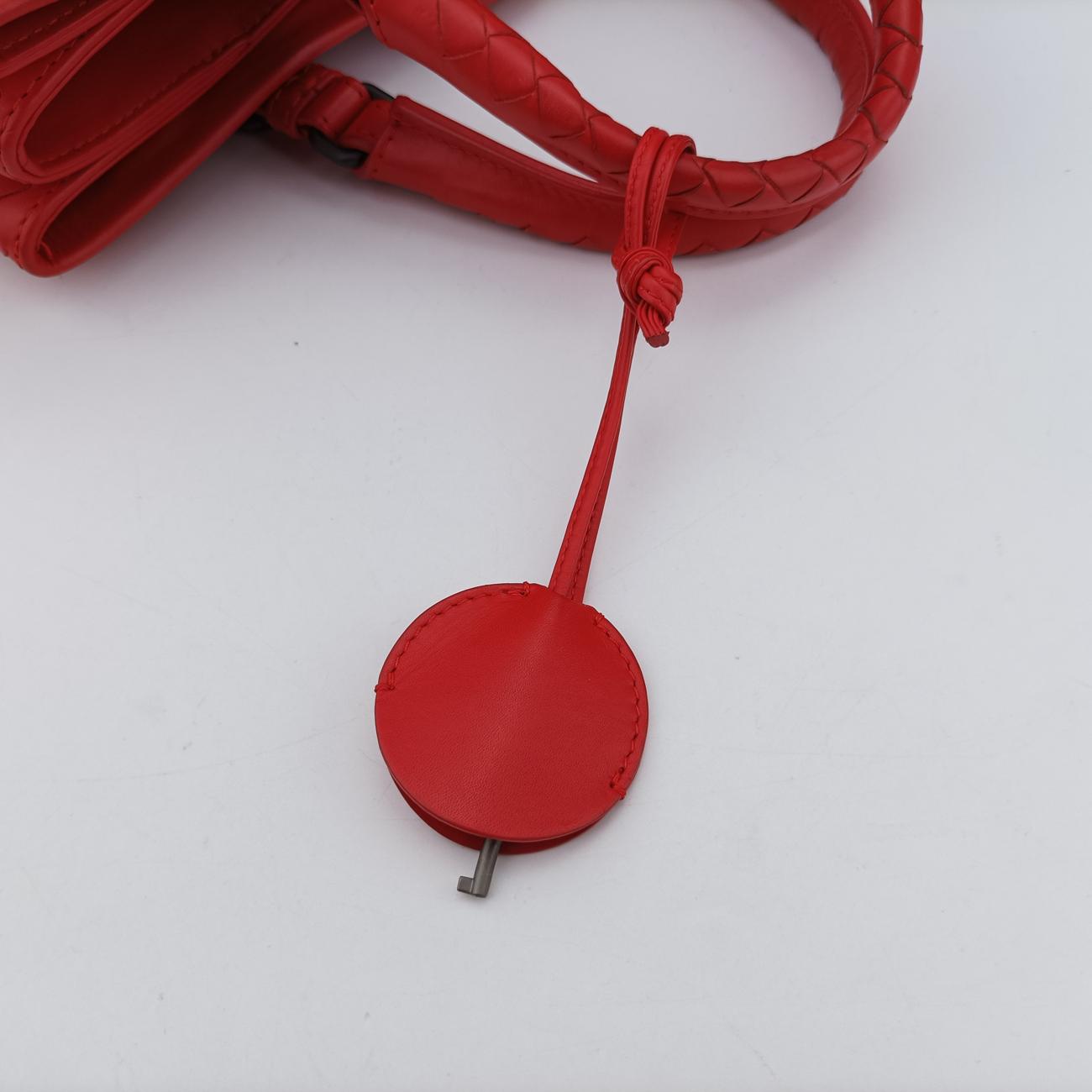 Roma IntrecciatoRedlambskinB05515147Sローマ イントレチャートレッドラムスキンB05515147S