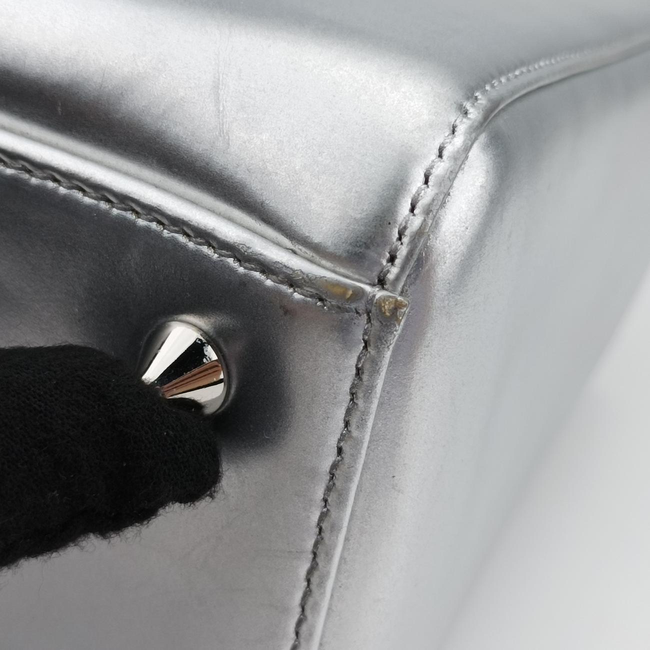 Lady DiorSilverLeather21-MA-0173レディディオールシルバーレザー21-MA-0173