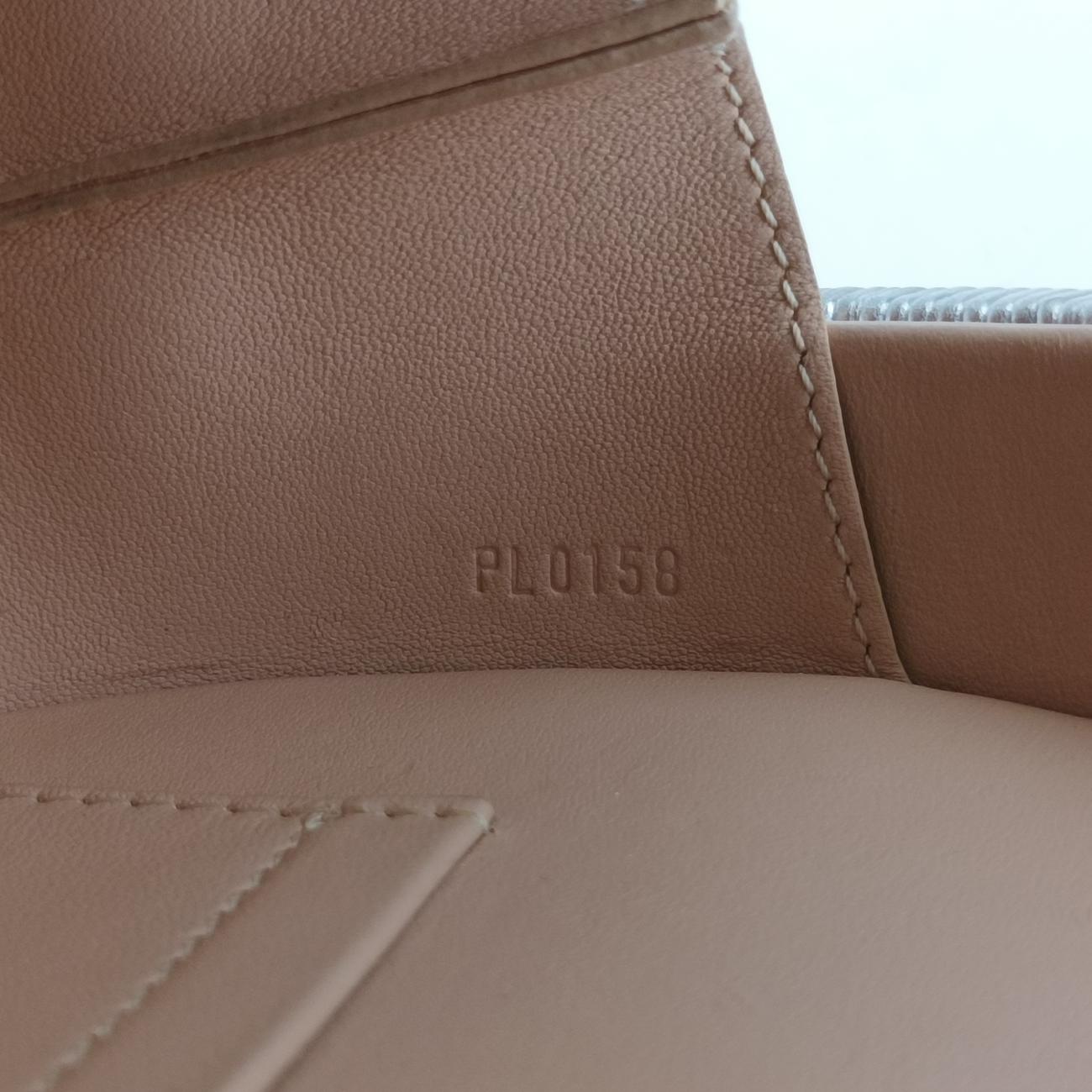 Petite Boite ChapeausilverEpiM53074PL0158プティットボワットシャポーシルバーエピM53074PL0158