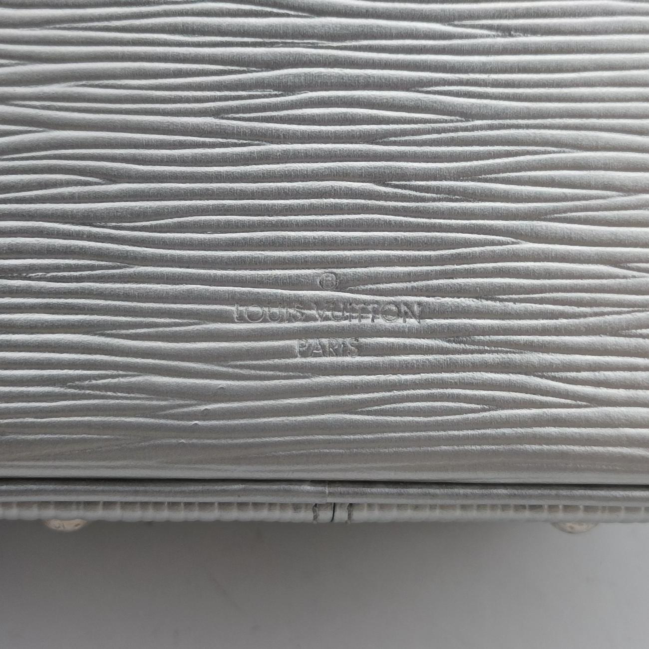 Petite Boite ChapeausilverEpiM53074PL0158プティットボワットシャポーシルバーエピM53074PL0158