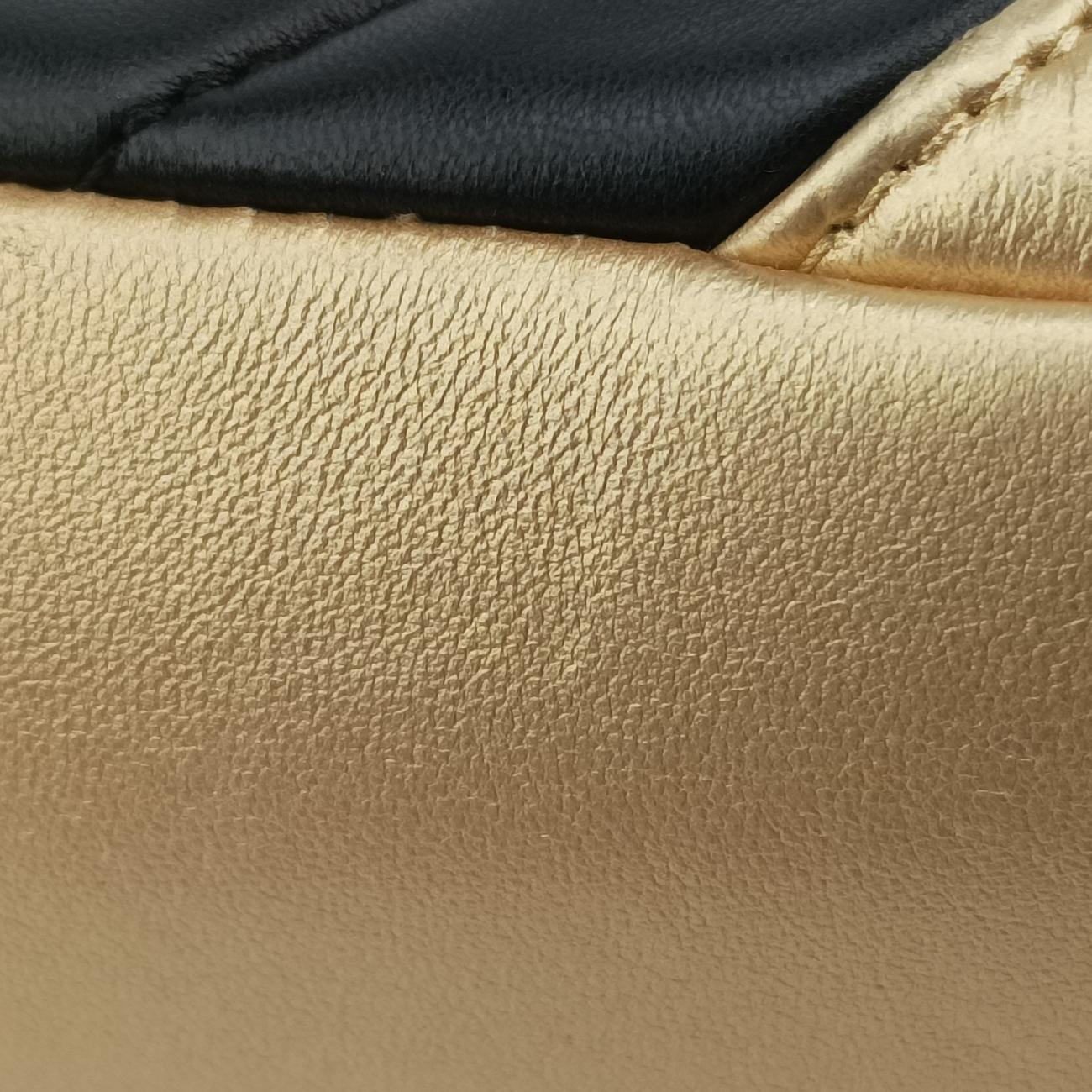 Chevron CameraMulticolourlambskinA9283820977640シェブロン Vステッチ ココマークマルチカラーラムスキンA9283820977640