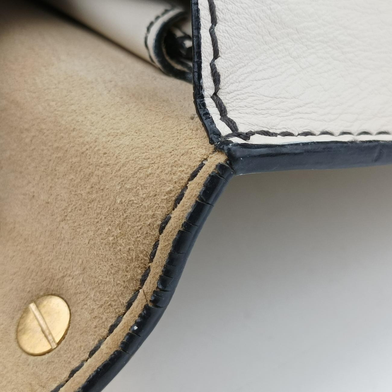 J'AdiorWhiteLeather09-MA-0167ジャディオールホワイトレザー09-MA-0167