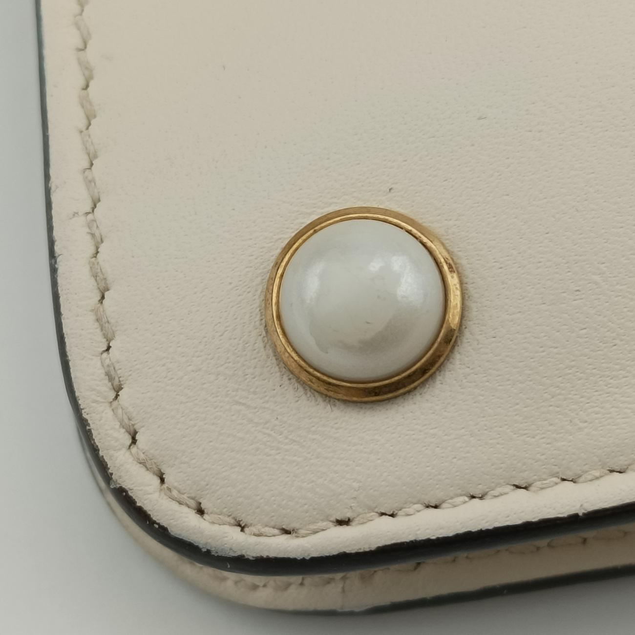 Broadway Pearl BeeWhiteLeather453778I022302051ブロードウェイ パール ビーホワイトレザー453778I022302051