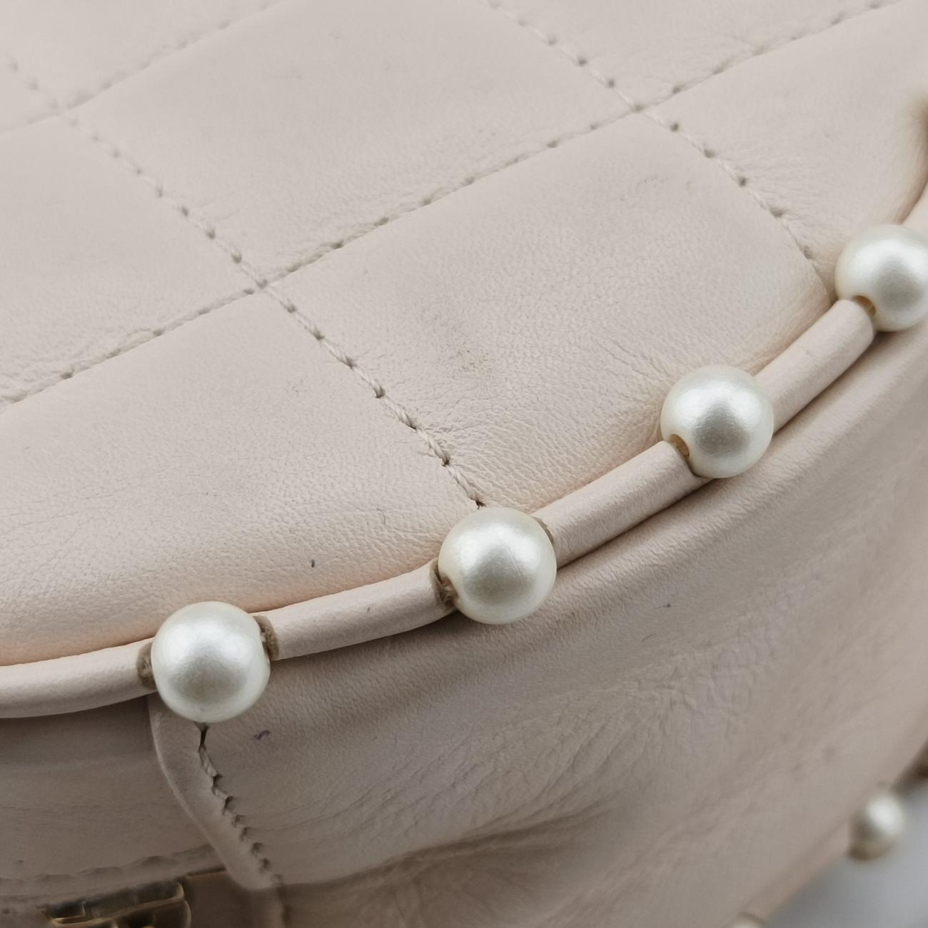 Matelasse RoundBeigecaviar skinAP105029311931マトラッセ ラウンドベージュキャビアスキンAP105029311931