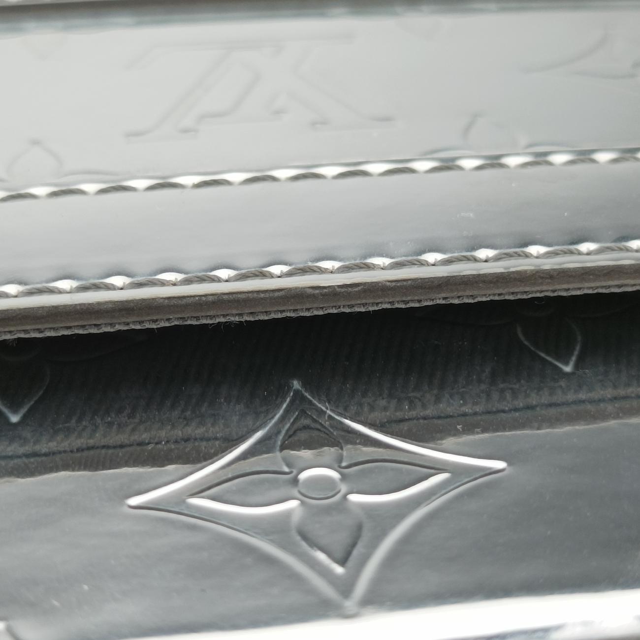 Monogram Mirror Handle Soft TrunkSilverVernisM45885ICチップモノグラム ミラー ハンドル ソフトトランク 2021AWシルバーヴェルニM45885ICチップ