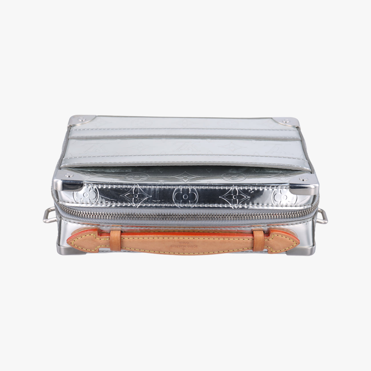 Monogram Mirror Handle Soft TrunkSilverVernisM45885ICチップモノグラム ミラー ハンドル ソフトトランク 2021AWシルバーヴェルニM45885ICチップ