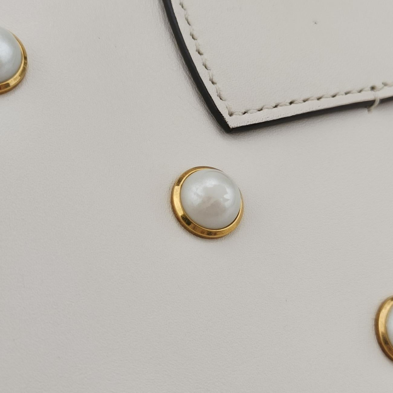 Broadway Pearl BeeWhiteLeather453778I023326347ブロードウェイ パール ビーホワイトレザー453778I023326347