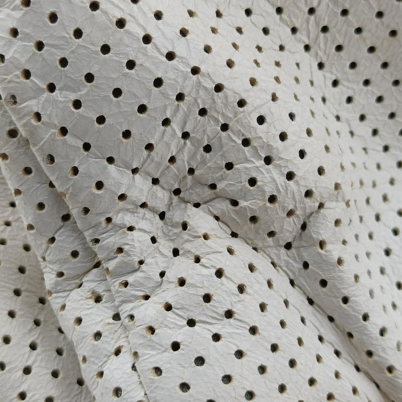 2.55 PunchingWhitelambskinA37561120740552.55 パンチングホワイトラムスキンA3756112074055