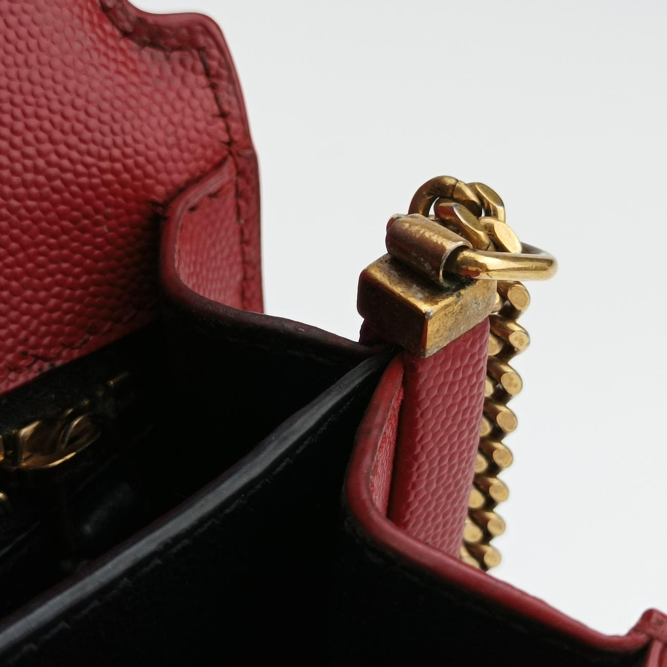 CASSANDRARedCaviar Skin532750PLB532750.0619カサンドラレッドキャビアスキン532750PLB532750.0619