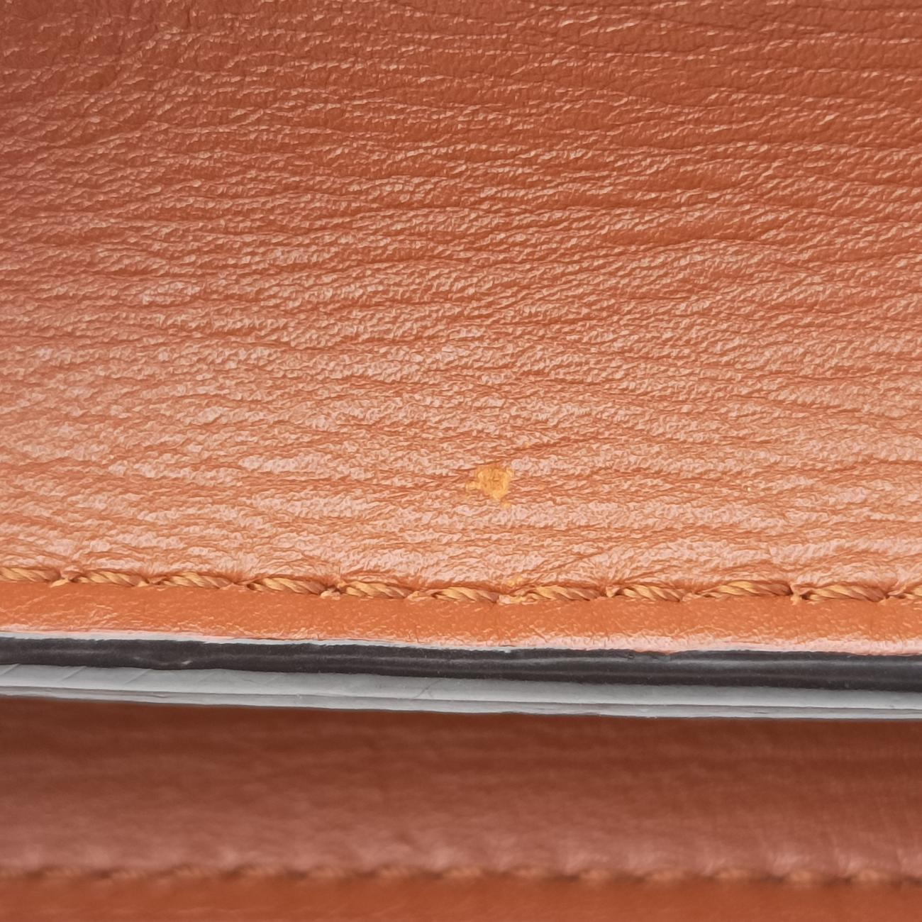 DAUPHINE MMScarlet Red×Panama BeigeTaurillon leatherM53830GI0149ドーフィーヌMMパナマスカーレットトリヨンレザーM53830GI0149