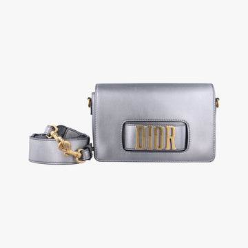 DiorevolutionSilverLeather19-MA-0147ディオール エボリューション フラップシルバーレザー19-MA-0147
