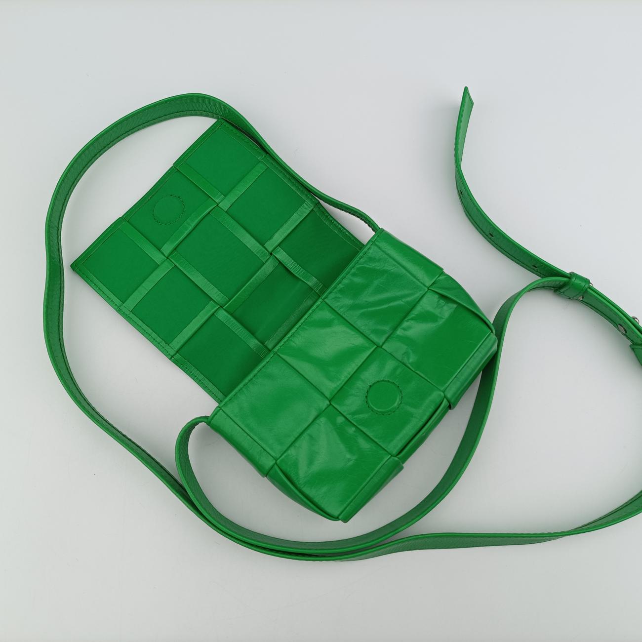 candy cassetteGreenLeatherP01290622Wキャンディ カセットグリーンレザーP01290622W