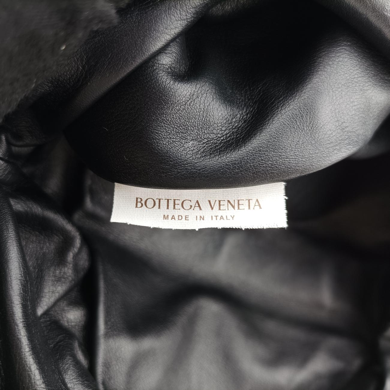 The Chain PouchBlacklambskinP01870161Iザ チェーンポーチブラックラムスキンP01870161I