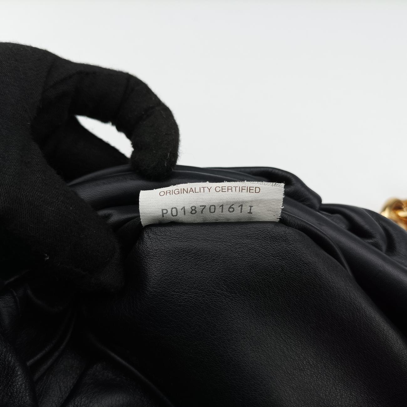 The Chain PouchBlacklambskinP01870161Iザ チェーンポーチブラックラムスキンP01870161I