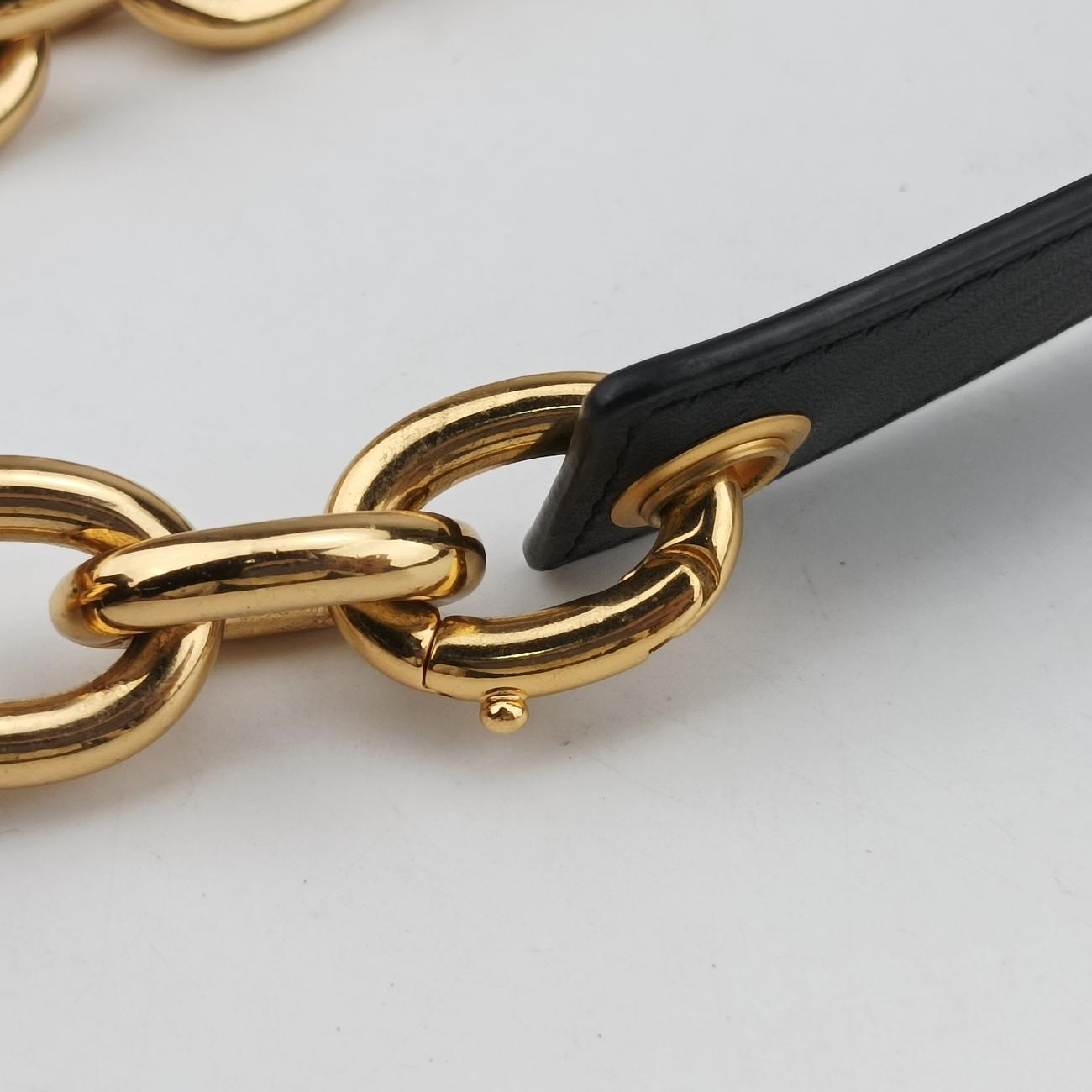 The Chain PouchBlacklambskinP01870161Iザ チェーンポーチブラックラムスキンP01870161I