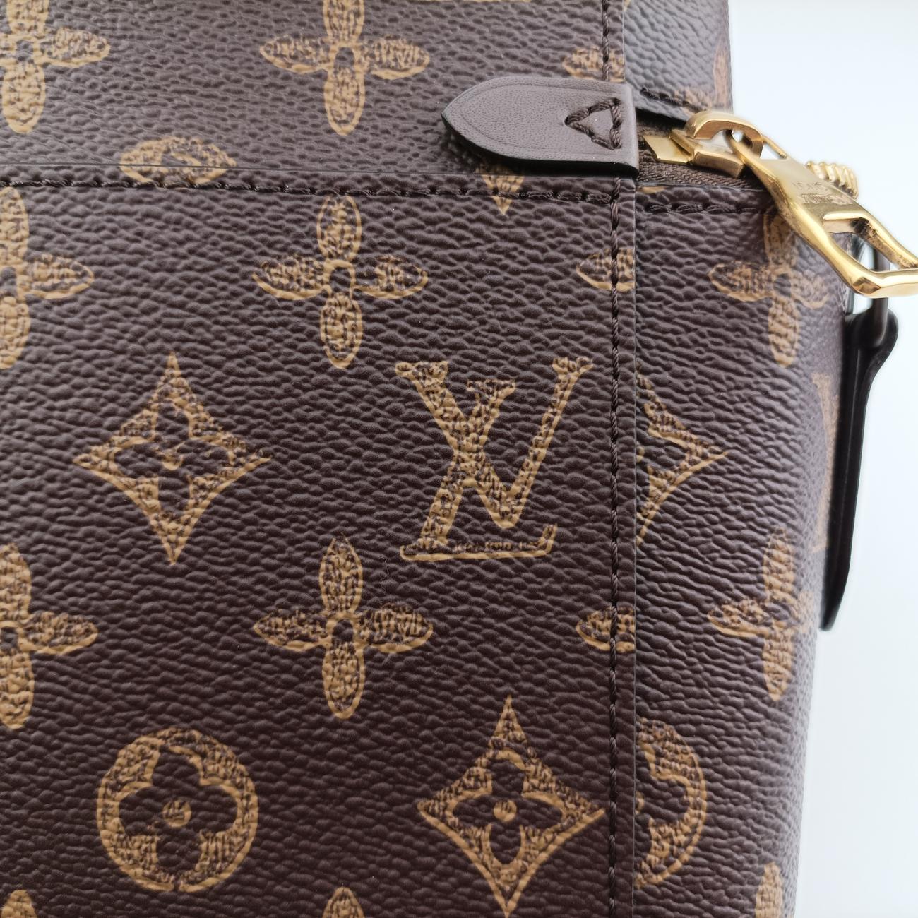 Monogram (No. 7) Vertical Box TrunkBrownPVC coated canvasM59664ICチップモノグラム(N°7) ヴェルティカル ボックス トランクブラウン系PVCコーティングキャンバスM59664ICチップ