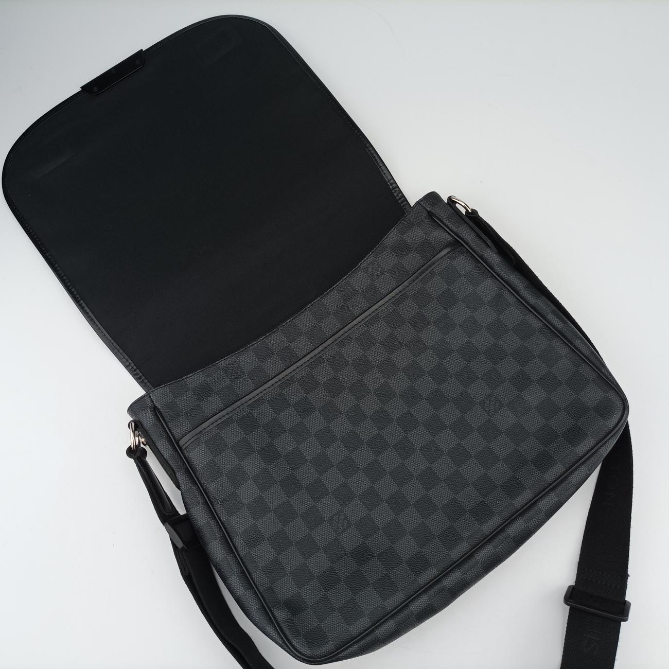 DANIEL MMNoirDamier GRAPHITEN58029SP1181ダニエルMMノワールダミエ グラフィットN58029SP1181