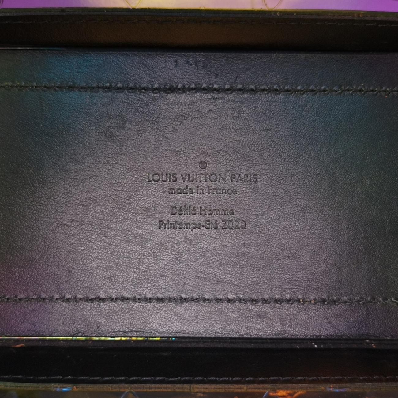 Soft TrunkHologram x blackMonogram Prism×calf leatherM55932DU5119ソフトトランクホログラム×ブラックモノグラム プリズム×カーフレザーM55932DU5119