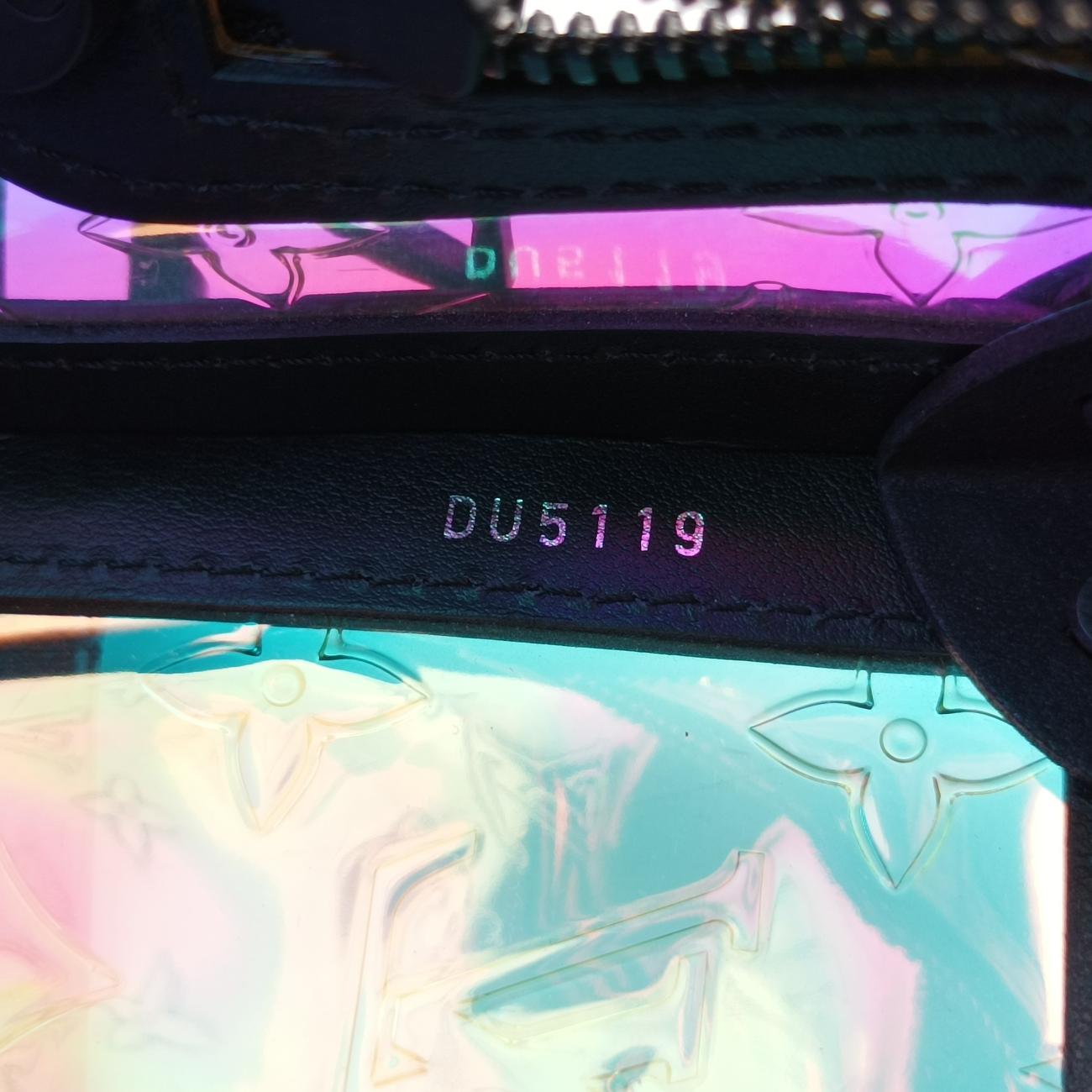 Soft TrunkHologram x blackMonogram Prism×calf leatherM55932DU5119ソフトトランクホログラム×ブラックモノグラム プリズム×カーフレザーM55932DU5119