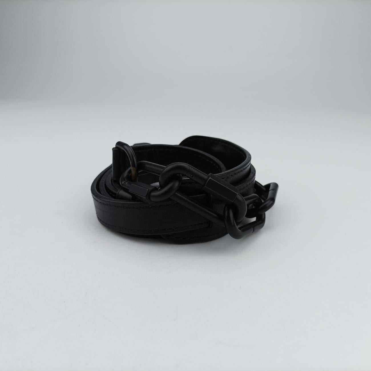 Soft TrunkHologram x blackMonogram Prism×calf leatherM55932DU5119ソフトトランクホログラム×ブラックモノグラム プリズム×カーフレザーM55932DU5119