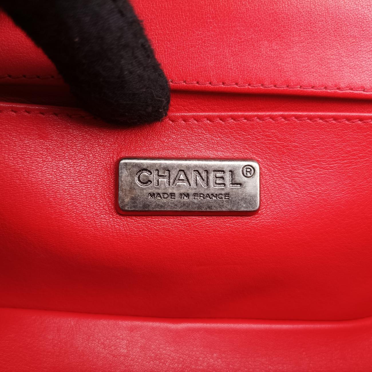 BOY CHANELRedStingray LeatherA6706318136877ボーイシャネルレッドスティングレイレザーA6706318136877