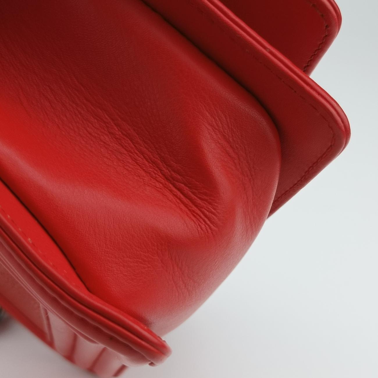 BOY CHANELRedStingray LeatherA6706318136877ボーイシャネルレッドスティングレイレザーA6706318136877