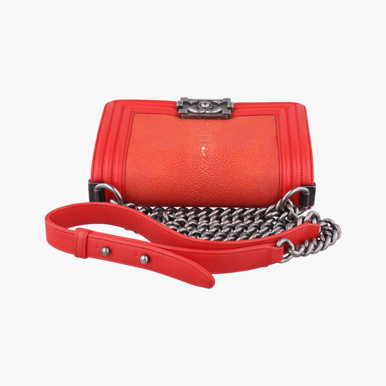 BOY CHANELRedStingray LeatherA6706318136877ボーイシャネルレッドスティングレイレザーA6706318136877