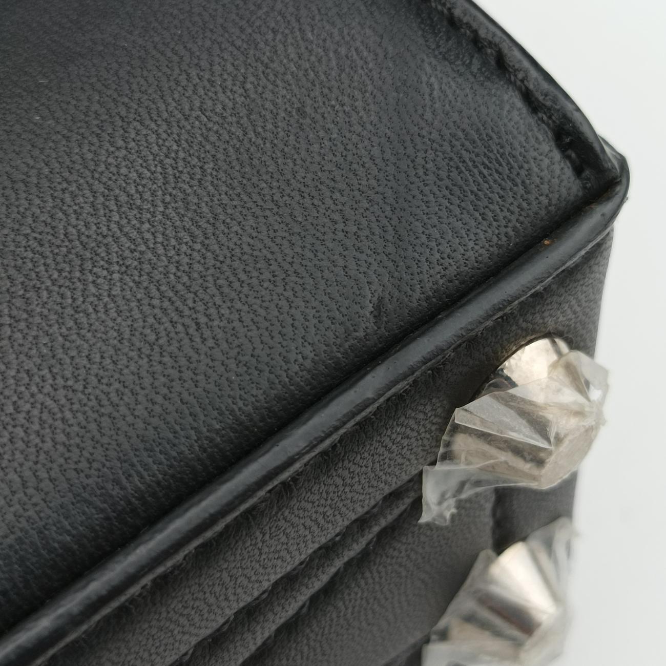 Embellished Knuckle Box bagBlack×multicolorLeather544483.479767エンベリッシュト ナックル ボックスブラック×マルチカラーレザー544483.479767