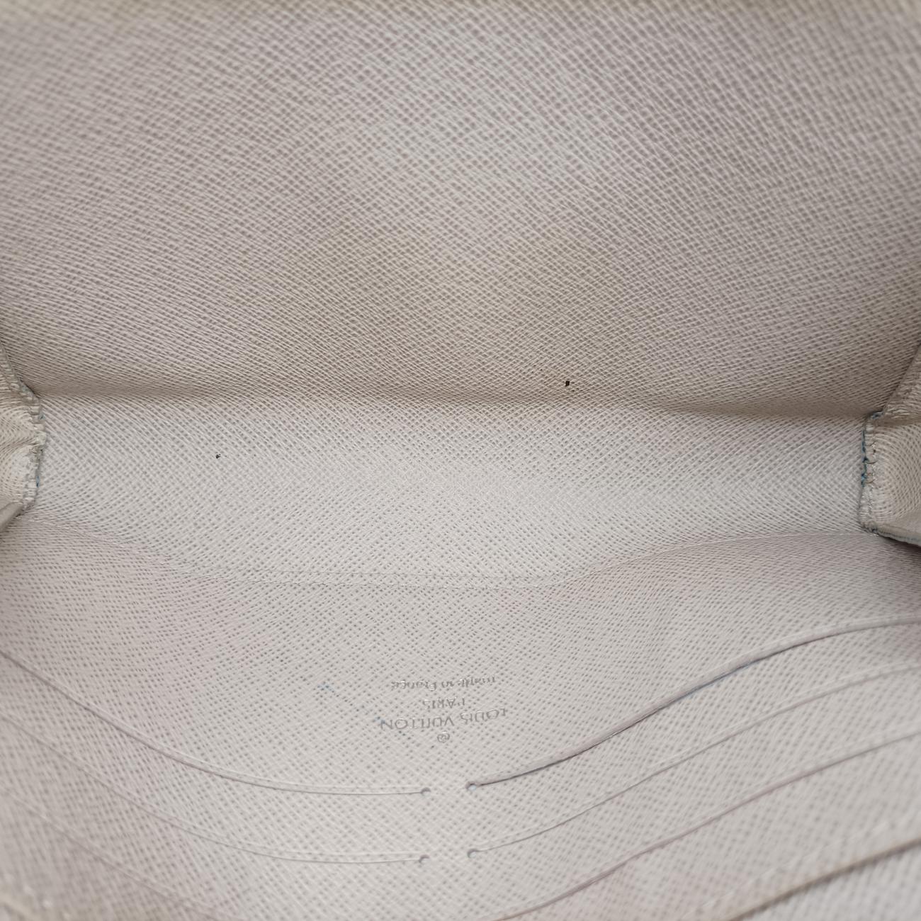 Portefeuille Twist Chain WalletBlueEpiM61036SP0155ポルトフォイユ ツイスト チェーンウォレットブルーエピM61036SP0155