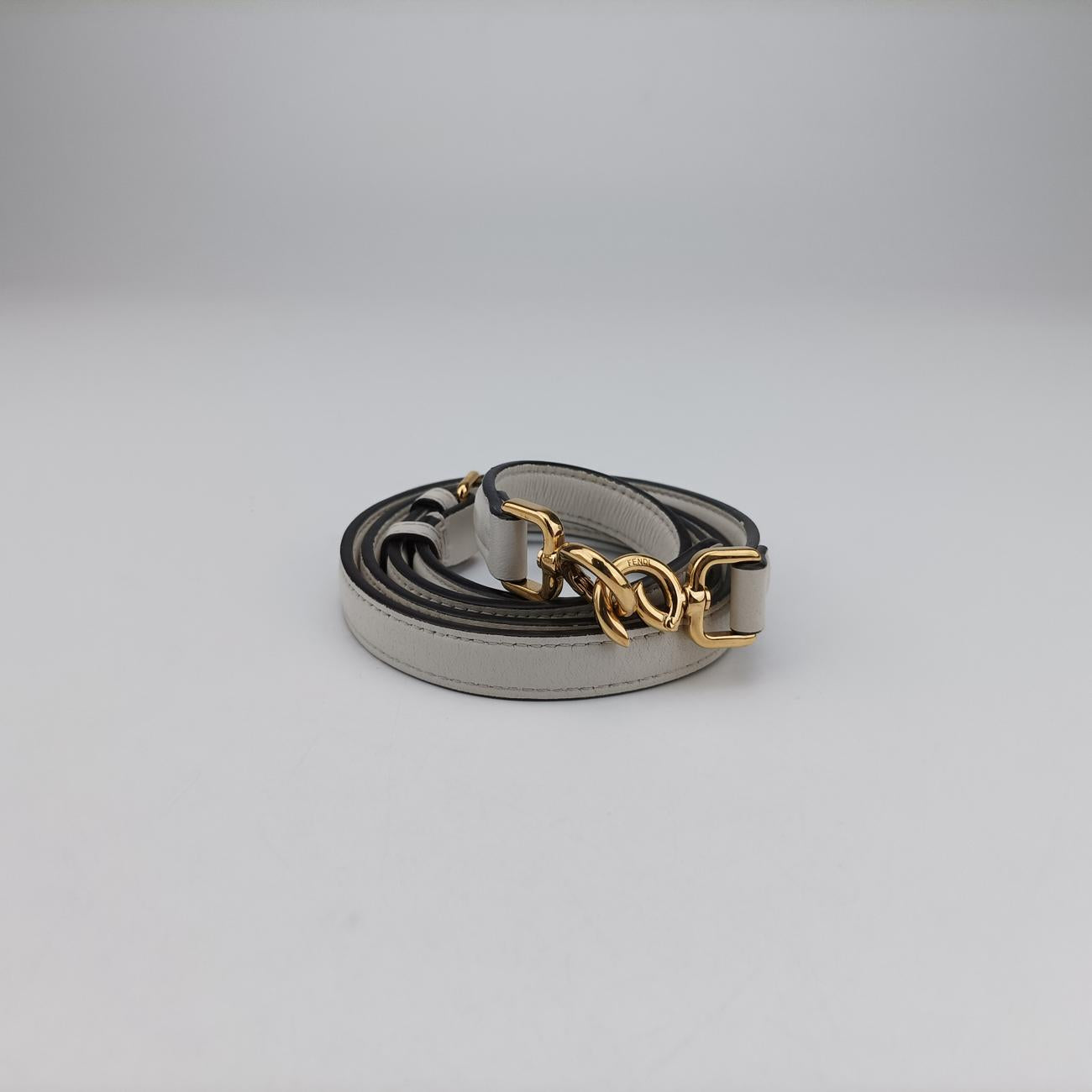 FirstWhiteLeather8BP1378BP137 ABVE 229.4093ファーストホワイトレザー8BP1378BP137 ABVE 229.4093